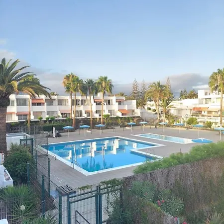 דירה Cozy Estudio, Pool View - Wifi Free קוסטה דל סילנסיו